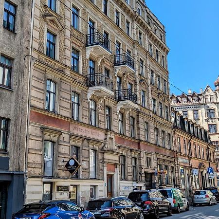 Perfectly Central Apartment 5 Min To Old Town & Art Noveau. Riga Exterior foto